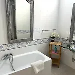Villa Casa Tara - 5 Bedroom, 4 Bathroom With Private Pool *