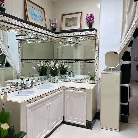 Casa Tara - 5 Bedroom, 4 Bathroom With Private Pool וילה *